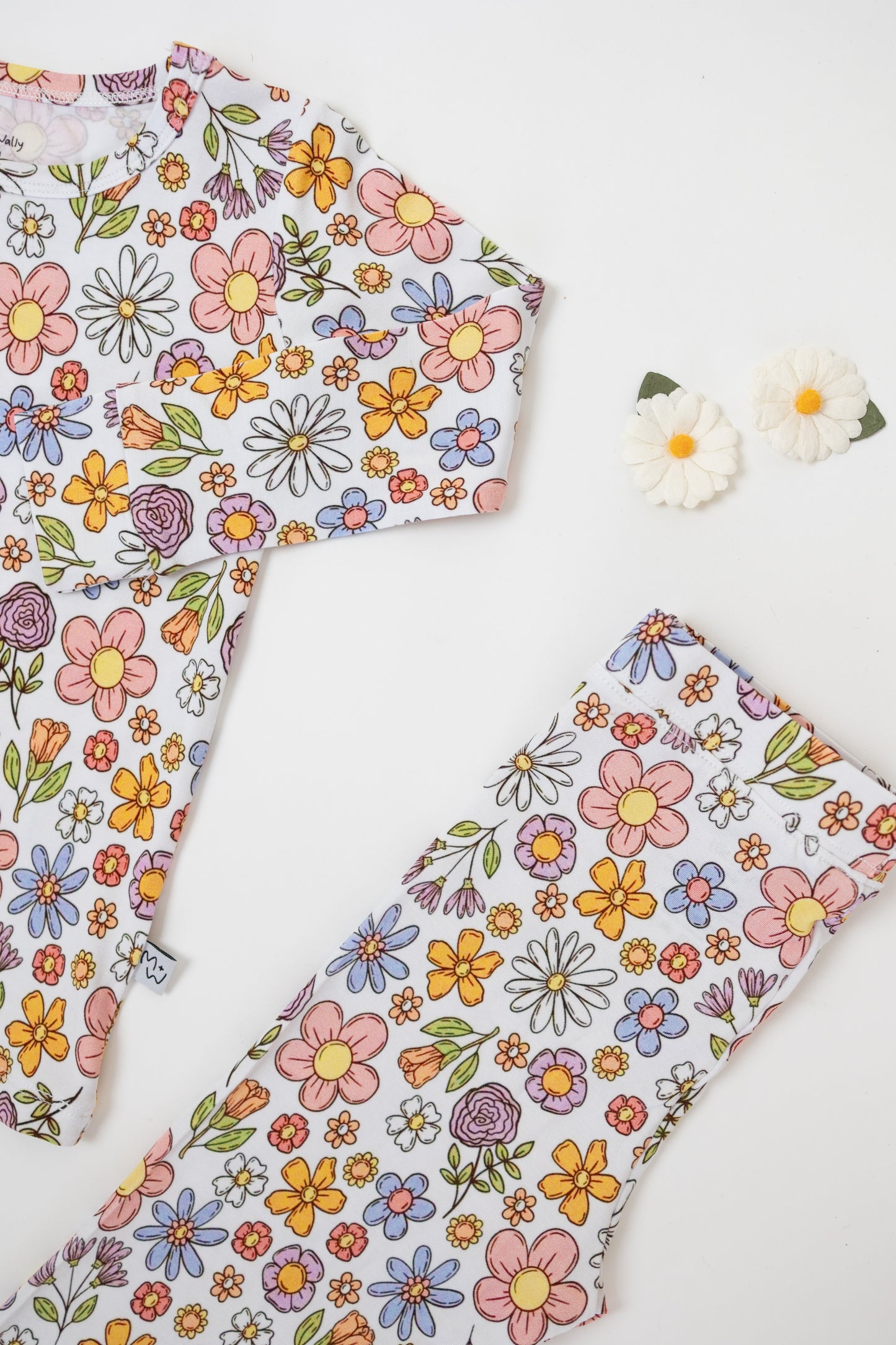 Bloom Long Sleeve With Pants Pajamas