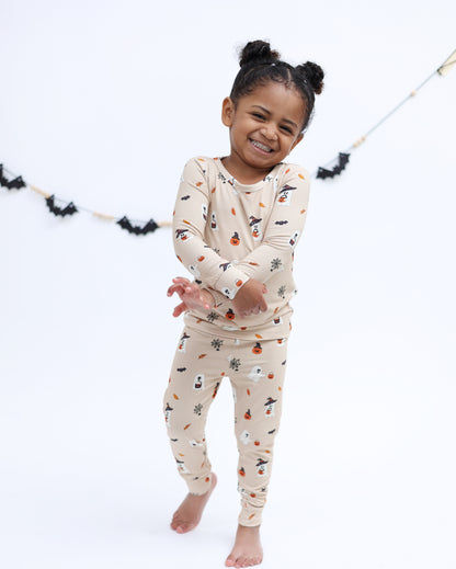 Spooks & Treats Long Sleeve With Pants Pajamas